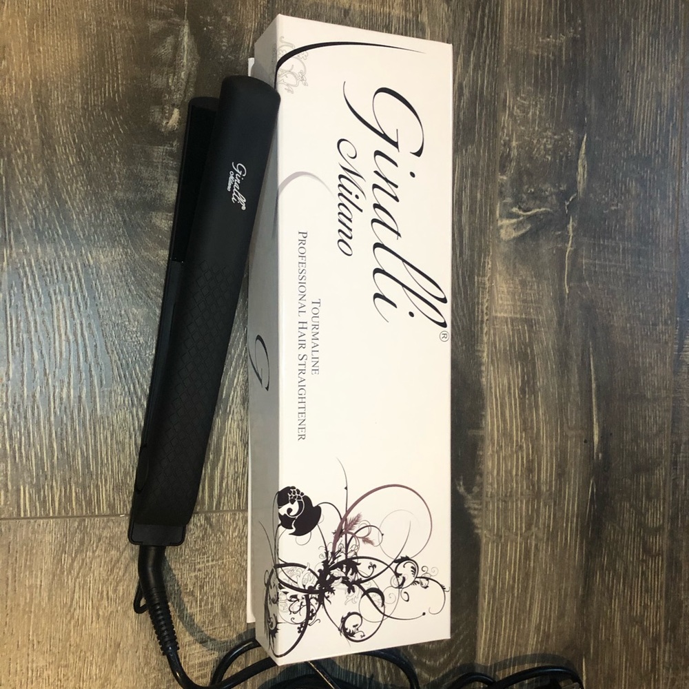 Holiday gift! New ginalli professional hair straightener with box!